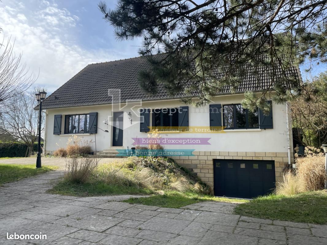 Maison 9 pièces 211 m² · à Laigneville · 211 m² · 449 000 €