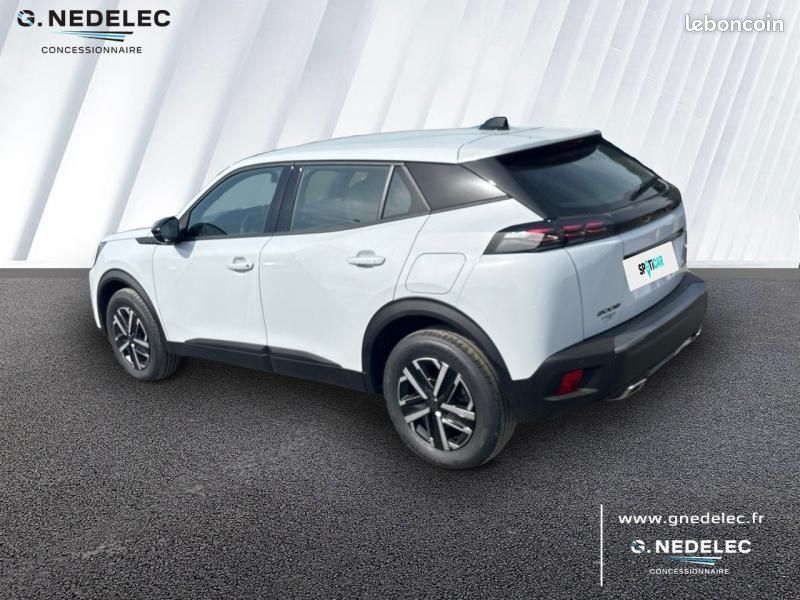 Peugeot 2008 1.2 Hybrid 145ch Style e-DCS6 (image 7)
