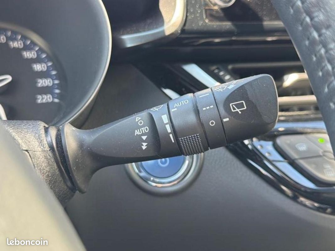 Toyota C-HR 1.8 Hybride 122ch Design Ultimate E-CVT (image 25)