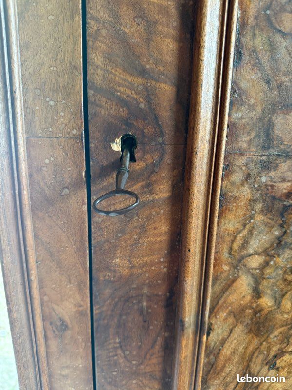 Armoire en bois (image 10)