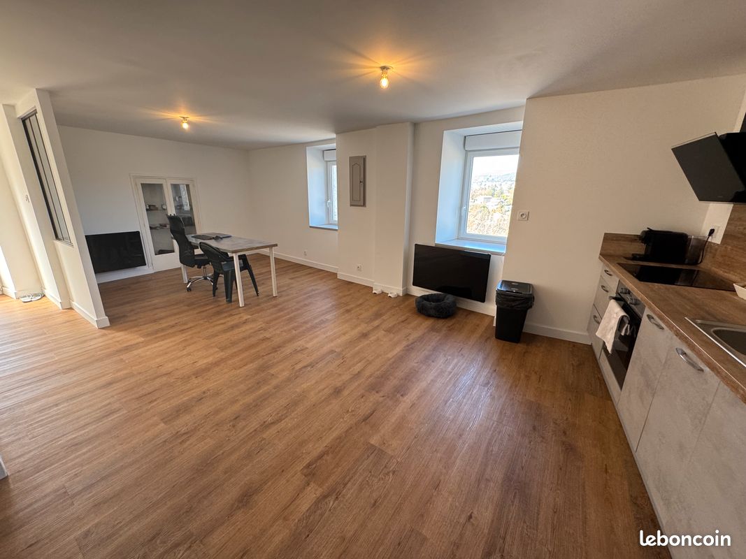 Appartement 2 pièces 63 m² · à Annonay · 62,5 m² · 630 €/mois