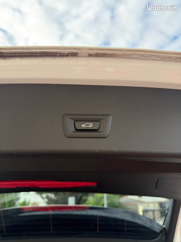 BMW X1 sDrive 18iA 140ch M Sport DKG7 (image 18)