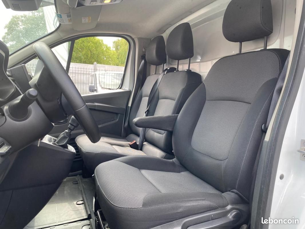 Renault Trafic CONFORT 2.0 DCI 130CV L1H1 2T8 17.000HT - BLUETOOTH/GALERIE/CLIM/KIT BOIS (image 4)