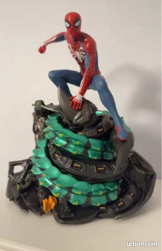 Figurine Marvel Spider-Man PS4 - Statue édition Collector D'occasion