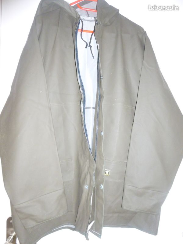 Veste de pluie chasse (image 1)