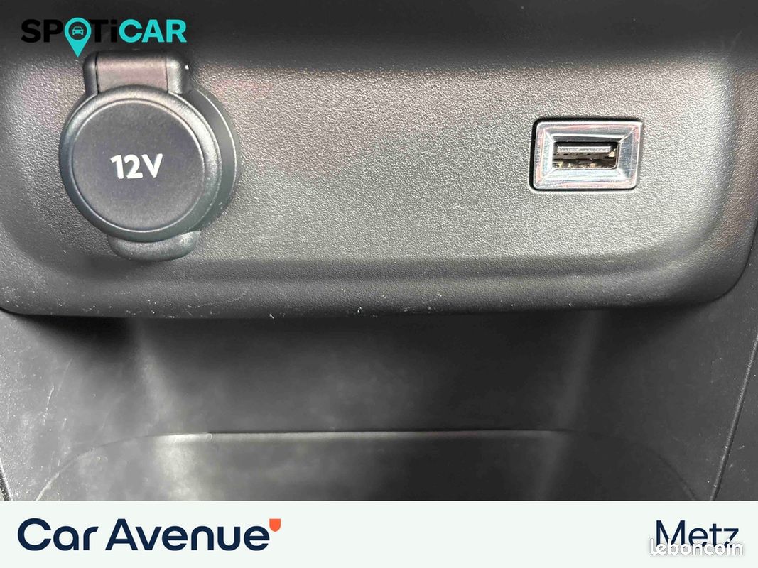 CITROEN C3 PureTech 83 S&S BVM5 Shine (image 23)