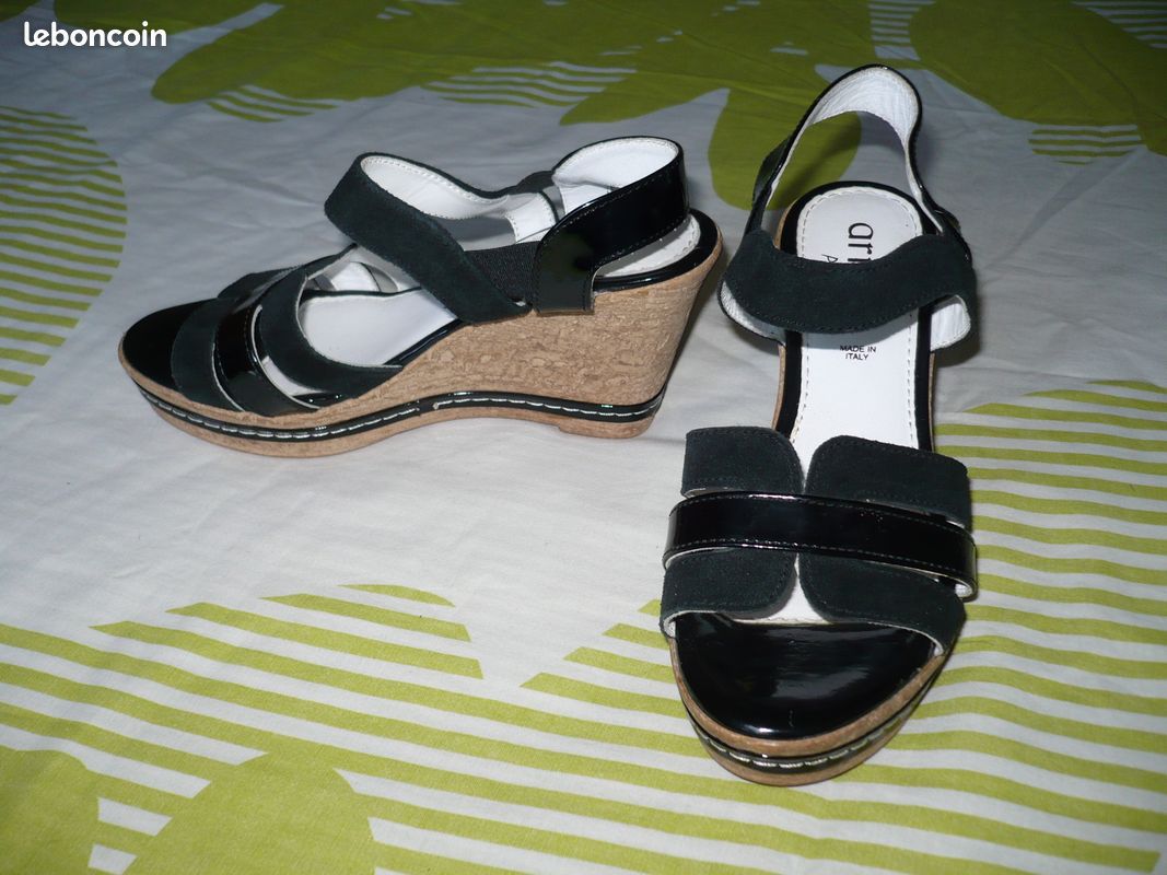 Chaussures sandales ARIMA (Pointure 36) NEUVES Chaussures