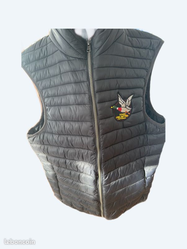 🧥 Doudoune sans manches Chevignon – Togs Unlimited Vêtements