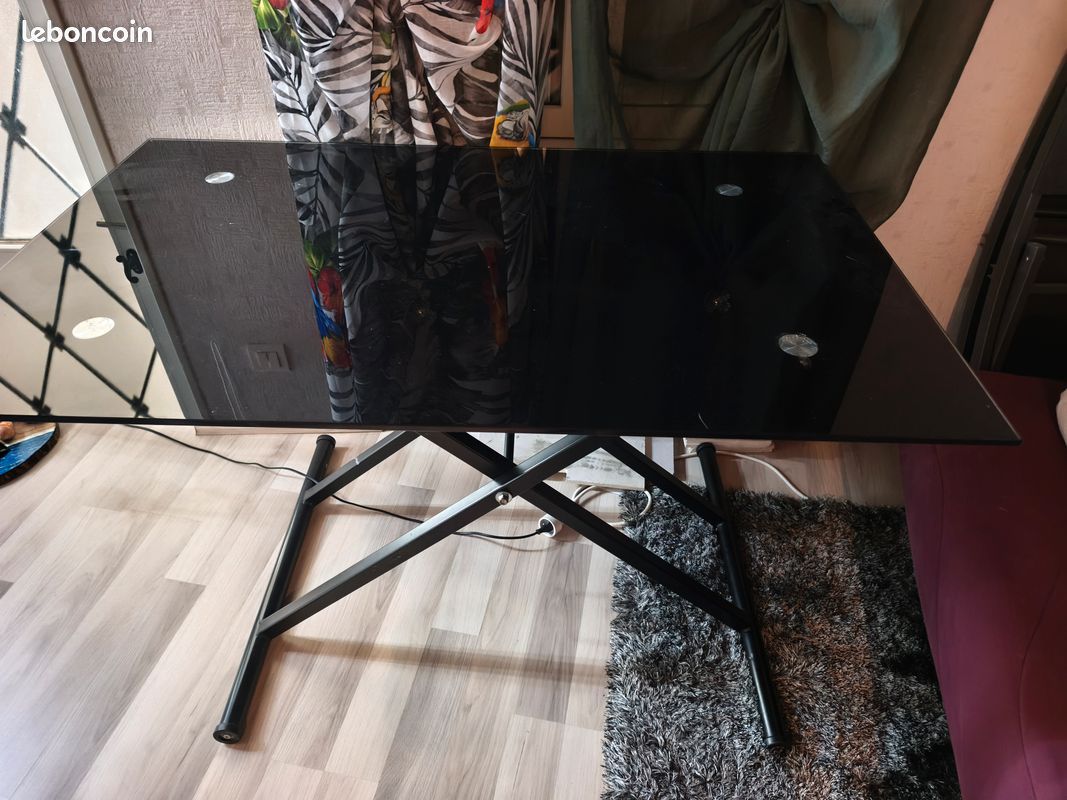 Table en verre (image 2)