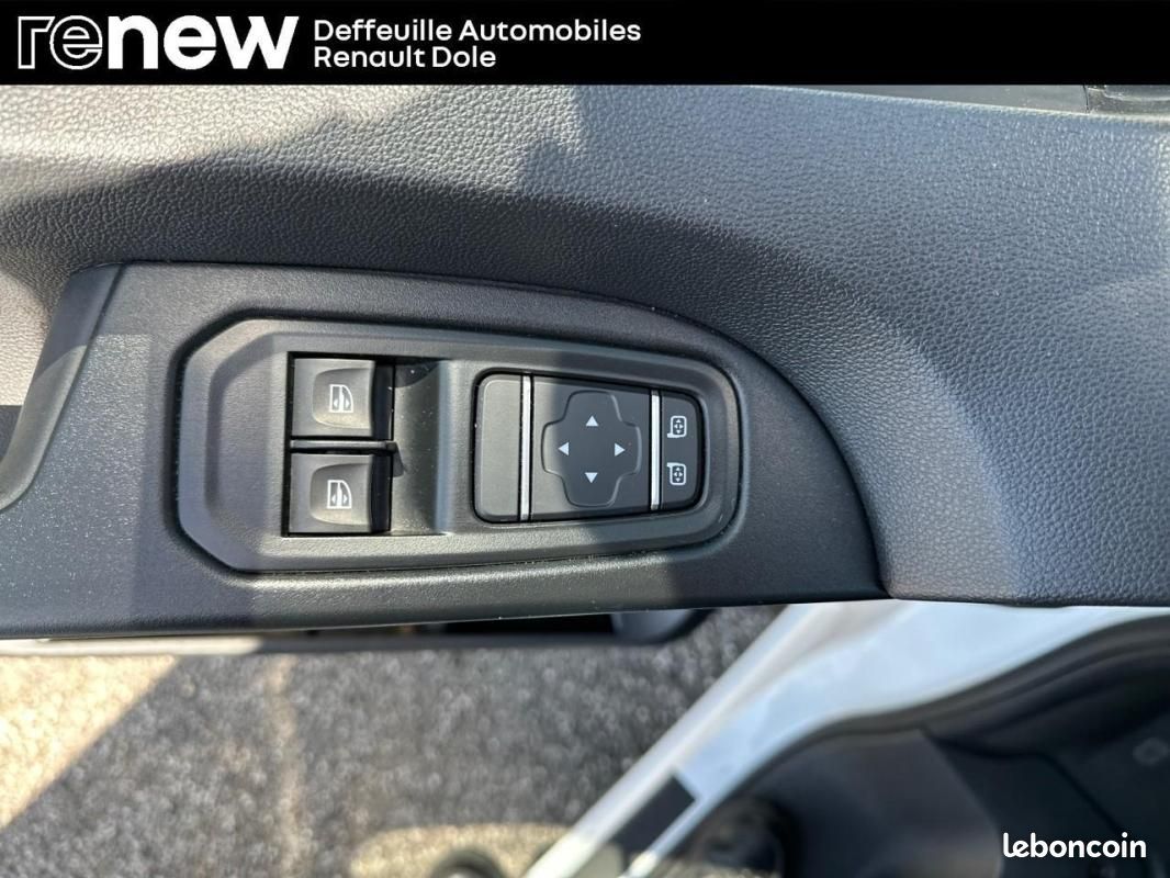 Renault Trafic FOURGON FG BLUE DCI 130 L1H1 3T GSR2 ADVANCE (image 9)