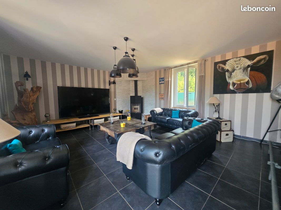 Maison 6 pièces 132 m² · à Les Baux-de-Breteuil · 132 m² · 296 800 €