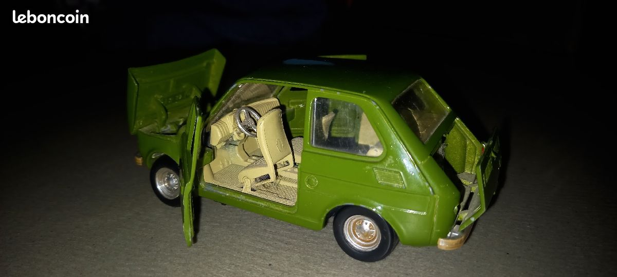 1/25 Politoys S17 Fiat 126 (image 8)