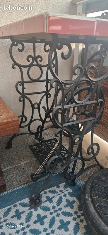 Table extérieur (image 3)