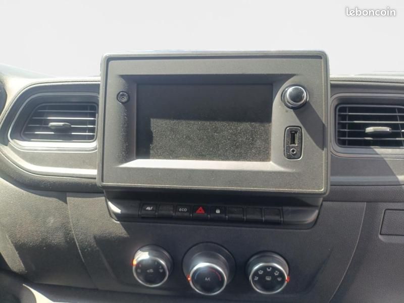 Renault Master CCb F3500 L2 2.3 dCi 135ch Double Cabine Confort Euro6 (image 24)