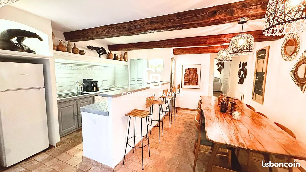 Maison 4 pièces 114 m² · à La Garde-Freinet · 114 m² · 560 000 €