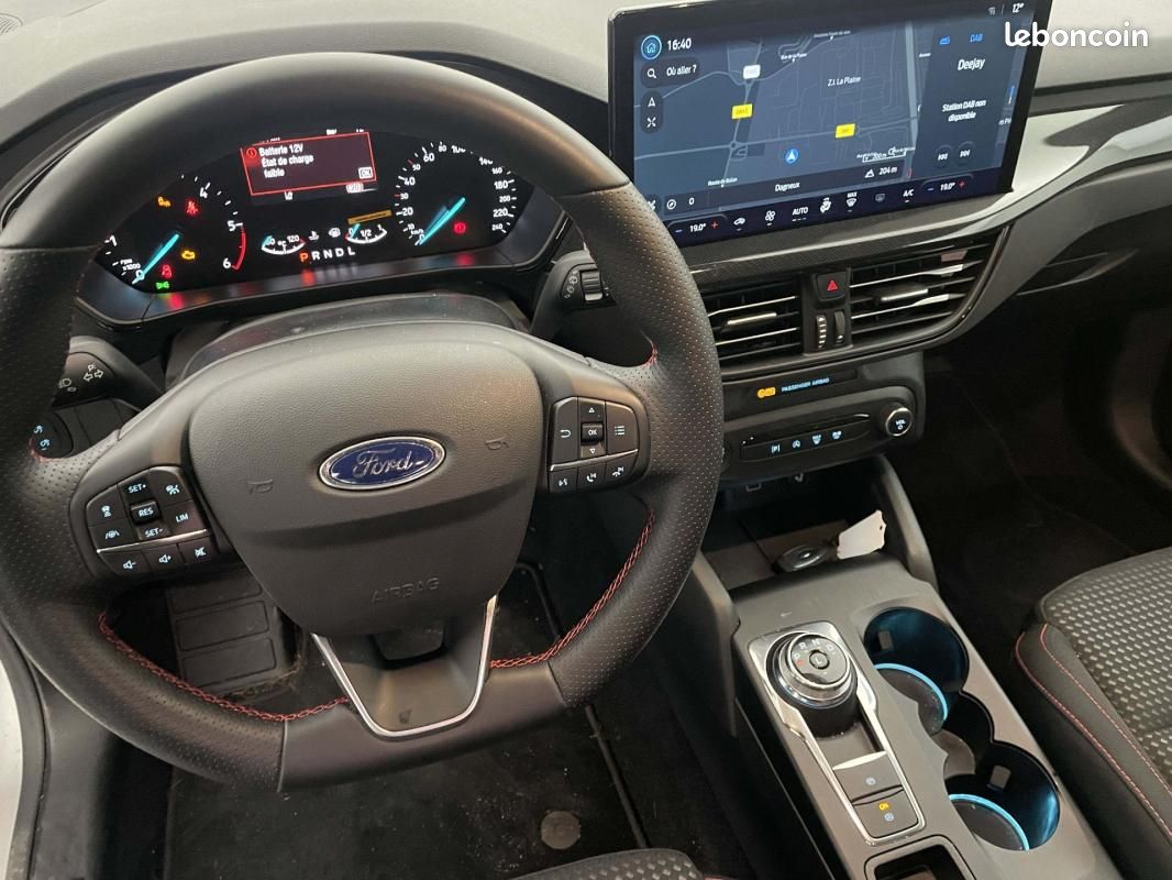 Ford Focus 1.5 EcoBlue 115 Powershift ST-Line X (image 14)