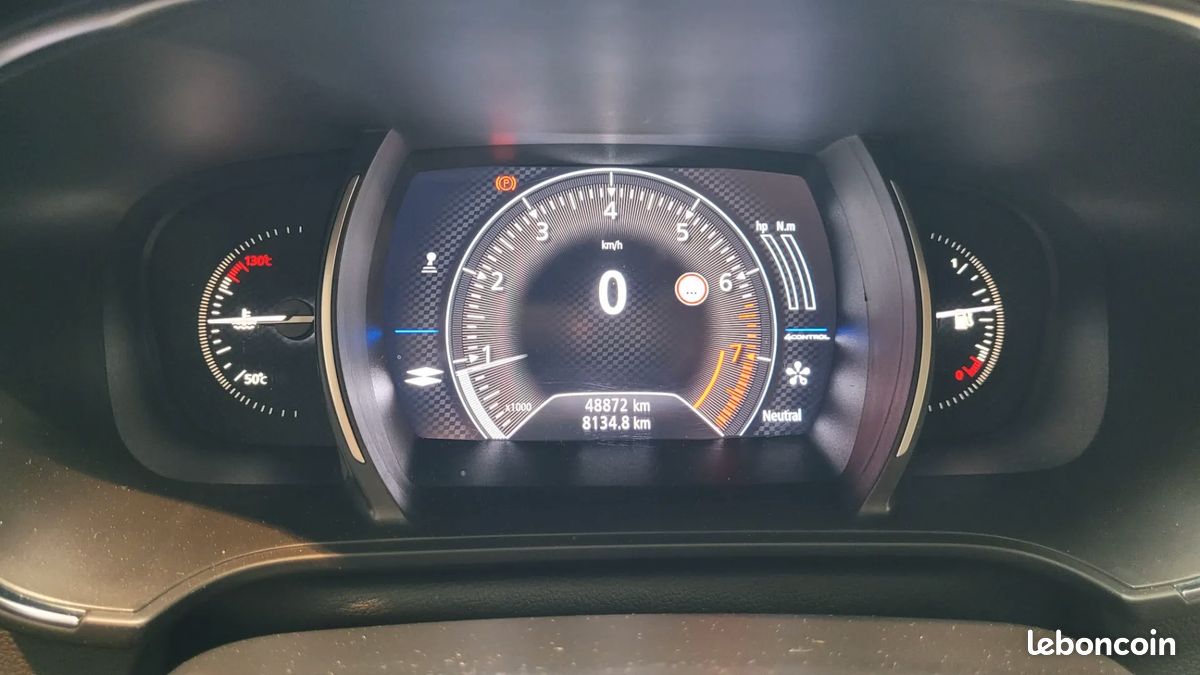 RENAULT Megane 1.8 300ch RS Trophy - 2019 - 48 872 km - CarPlay - Toit ouvrant - Boite mécanique (image 11)