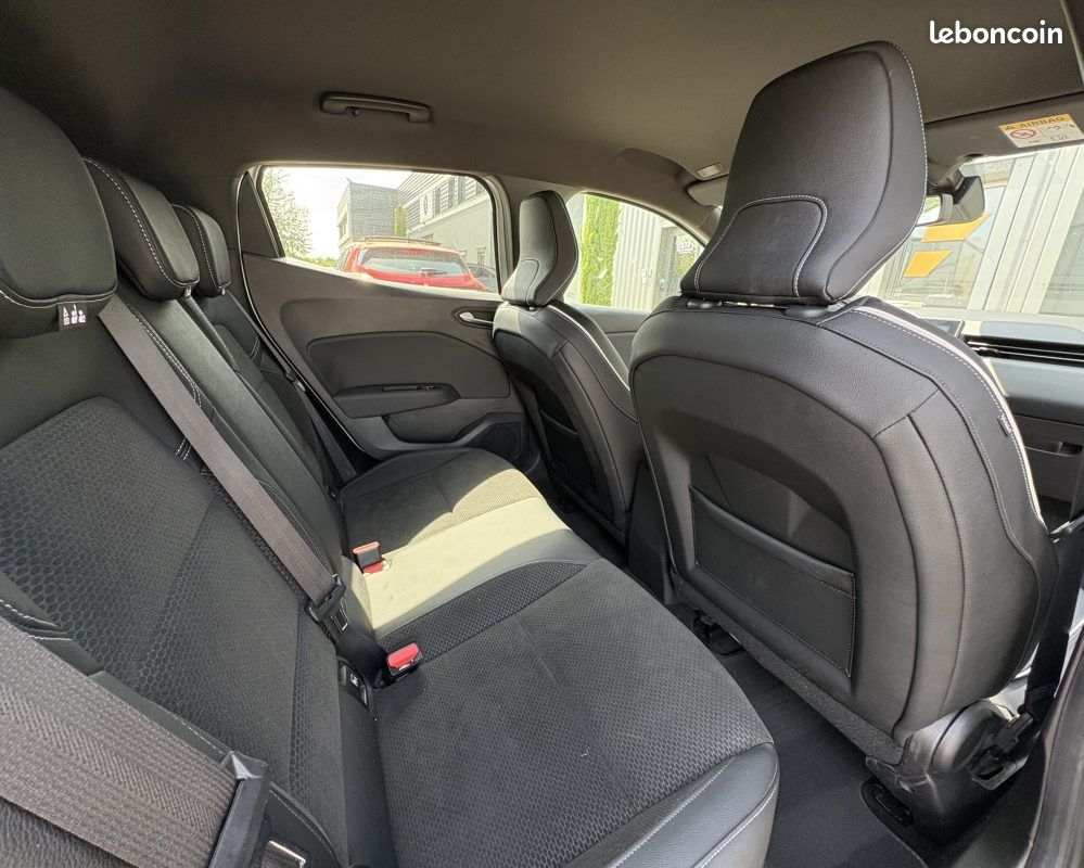 Renault Clio V 1.3 TCe 130ch Intens EDC 2020 — Entretien Complet - GARANTIE 6 MOIS (image 17)