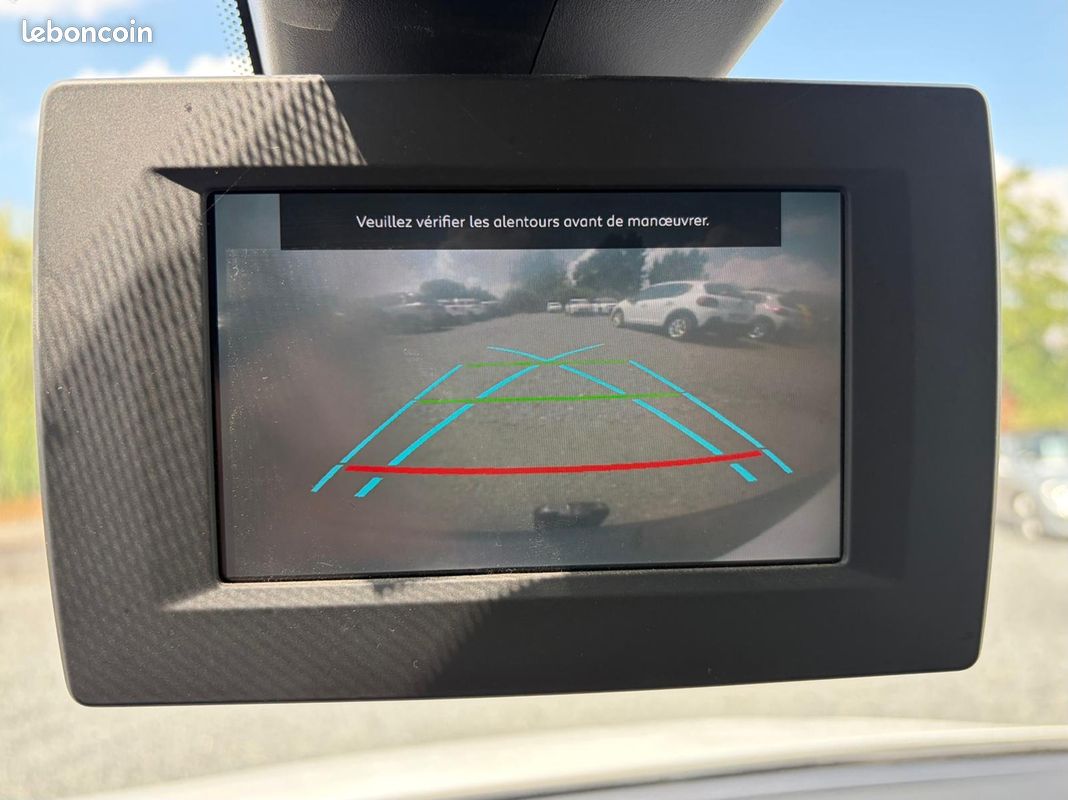 Peugeot PARTNER STANDARD 1000KG BLUEHDI 100CH S&S BVM5 PREMIUM (image 8)