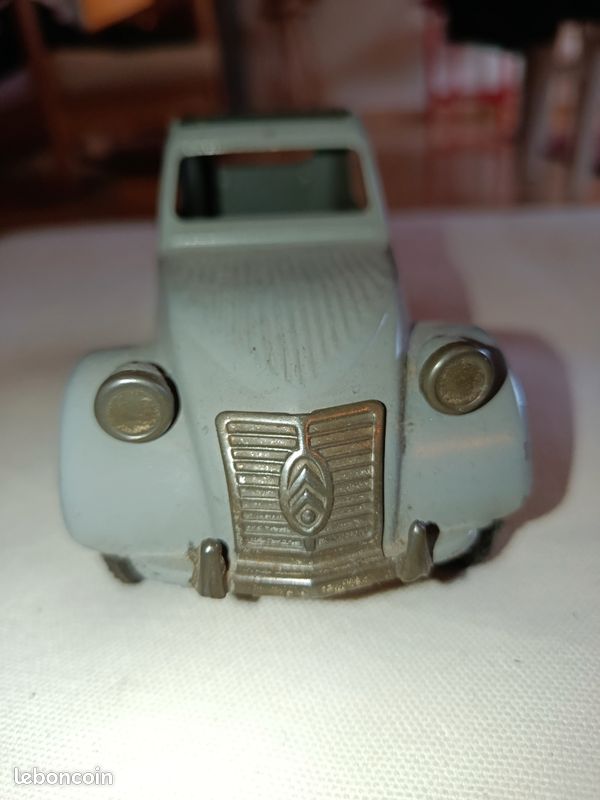 Daiya - Car Citroën 2CV 2 door sedan - 1960-1969 - Japan