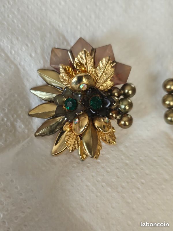 Boucles D'oreilles Clips Vintage Années 80 - Doré, Cabochon Feuille Et Strass, Couleurs BCBG
