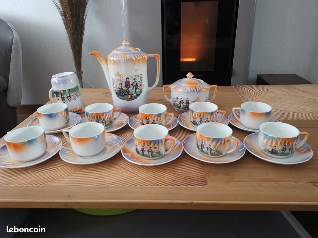 Service a thé ou cafe en porcelaine "Victoria Porelite" (image 3)