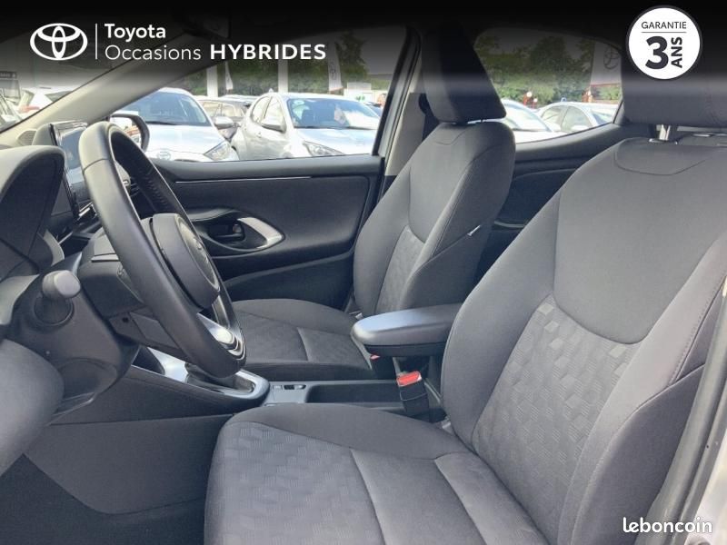 Toyota Yaris 116h Dynamic Business 5p MC24 (image 12)