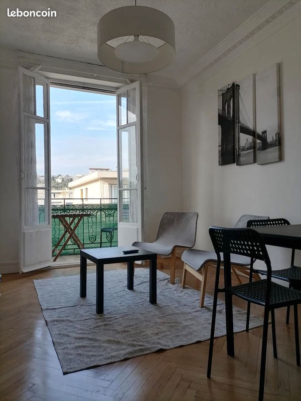 Appartement 2 pièces 42 m² · à Nice · 42 m² · 220 000 €