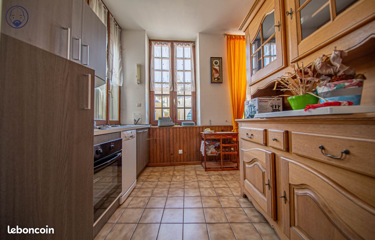 Duplex 8 pièces 250 m² (image 2)