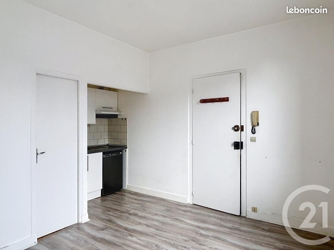 Appartement 1 pièce 16 m² · à Saint-Yrieix-sur-Charente · 16 m² · 300 €/mois