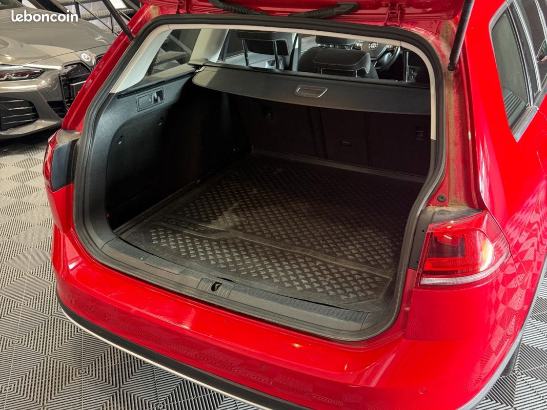 VOLKSWAGEN GOLF SW 2.0 TDI 184ch DSG6 4Motion Alltrack (image 26)