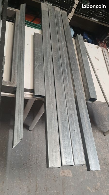Barres et tubes métalliques / fer – Tailles variées (Seulement 49) (image 3)
