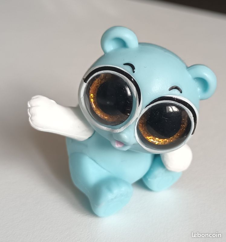 Figurine (image 1)