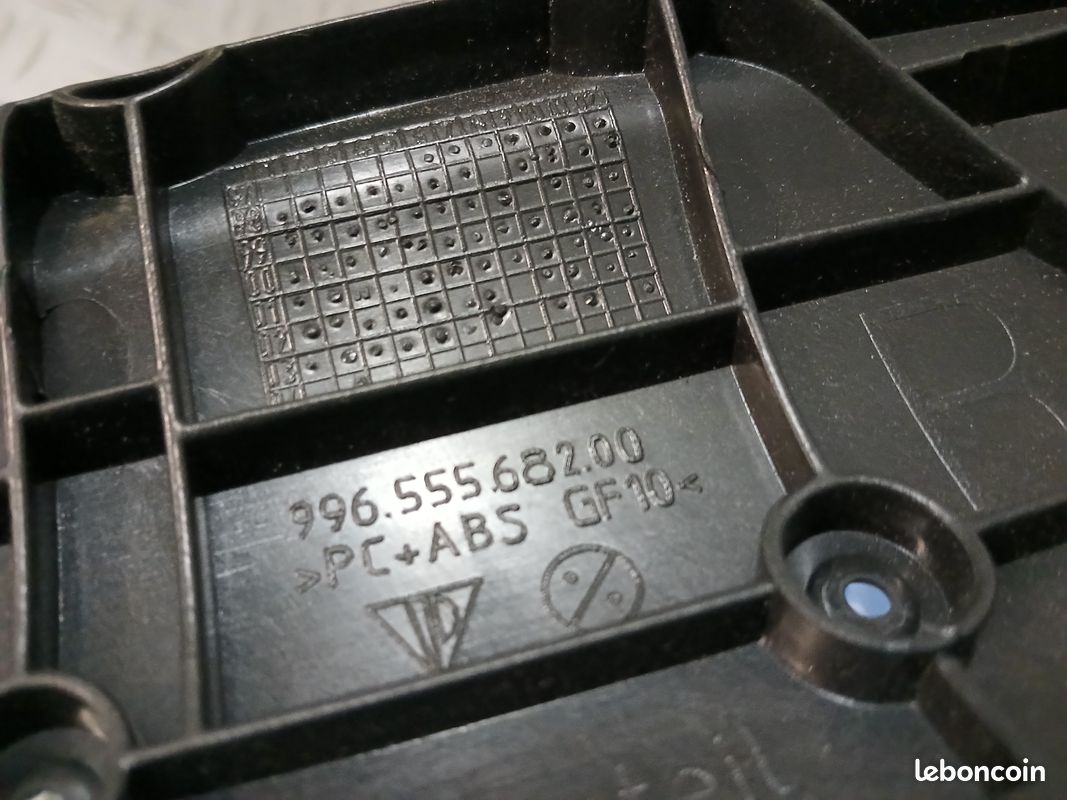 àR - Boxster 986 - habillages intérieur (, colonne direction comodo, inférieur couvercle de porte) + fil masse + faisceau 3e stop - Porsche (996) (image 2)