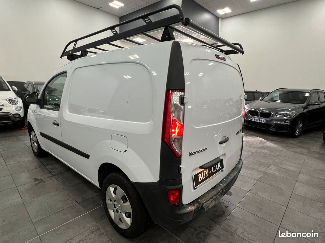 RENAULT Kangoo 1.5 BLEU DCI 95 CH TVA RECUPERABLE / Financement possible (image 4)