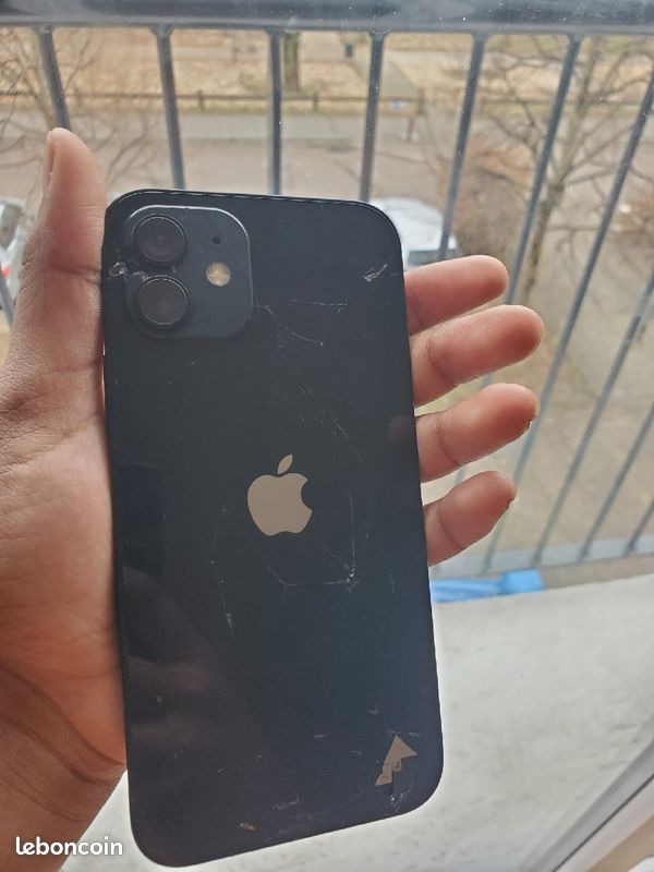 Iphone 12 a vendre (image 1)