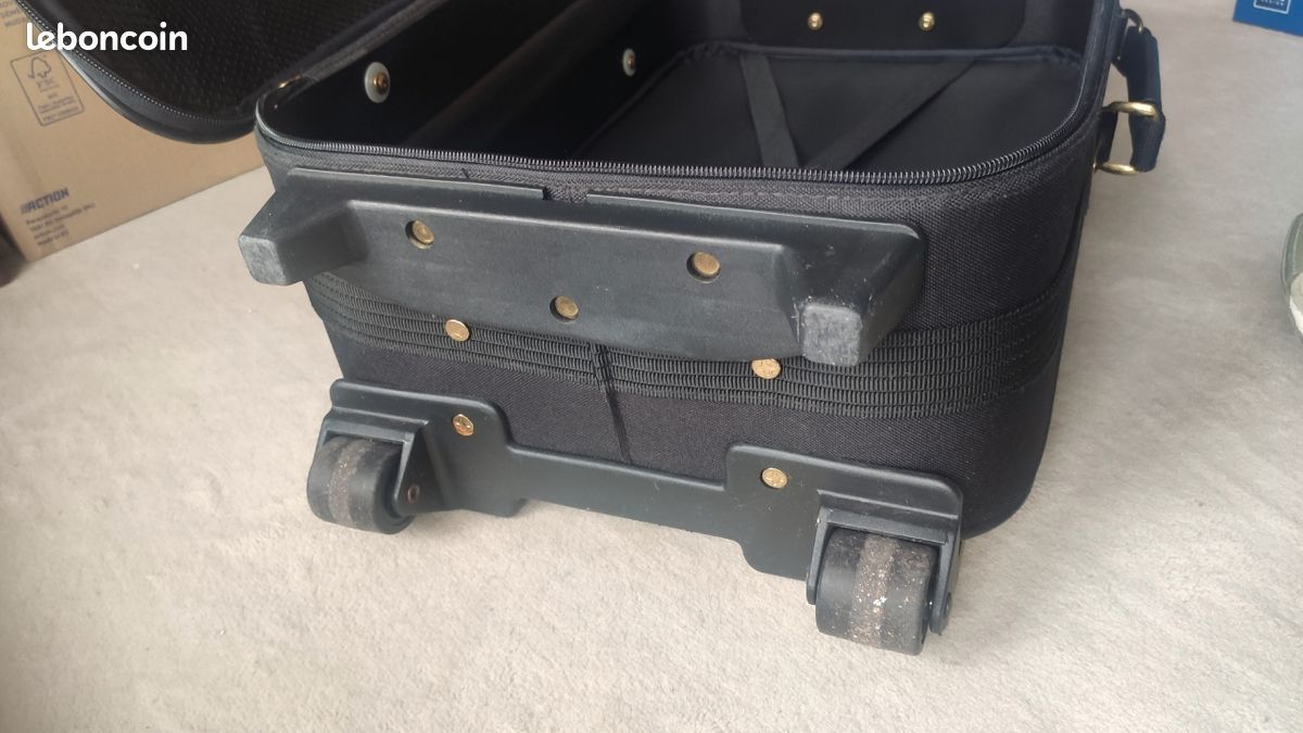 Valise à roulettes NXT Carry on noire en tissu, moyen format TBE (image 13)