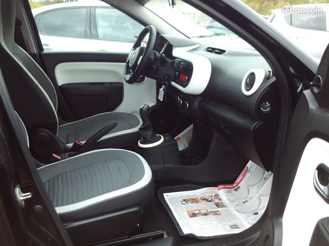 Renault TWINGO III 1.0 SCE 70CH ZEN 5 PORTES (image 7)