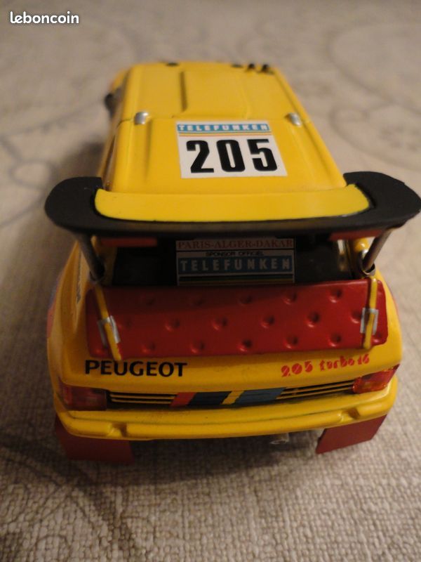 Miniature 1/43eme Paris-Dakar Peugeot 205 turbo 16 (image 4)