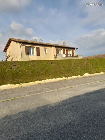 Villa avec 2 appartements à Saint Marcel les Valence (26320) à 6 minutes de la gare TGV