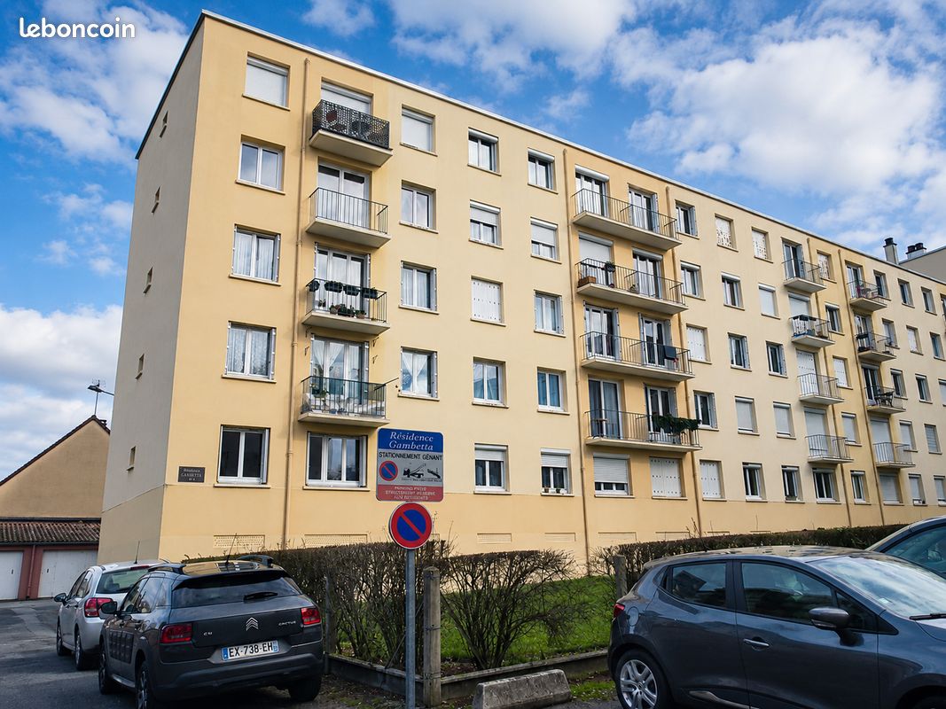 Appartement 4 pièces 64 m² · à Évreux · 64 m² · 95 000 €