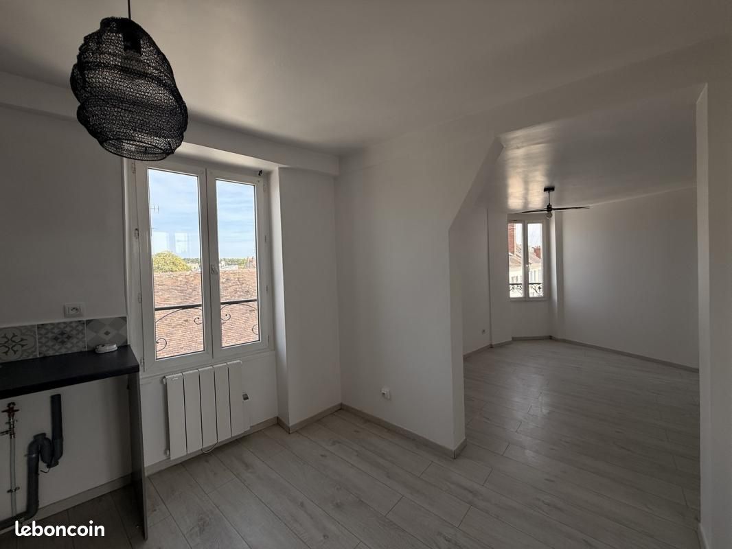 Appartement 2 pièces 33 m² · à Fontainebleau · 33 m² · 770 €