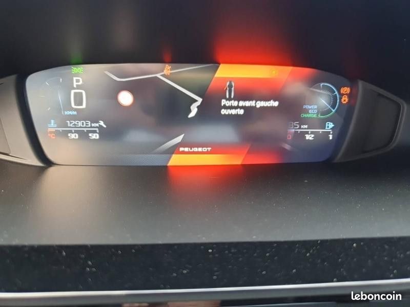 Peugeot 308 SW 1.2 Hybrid 145ch Allure e-DCS6 (image 18)