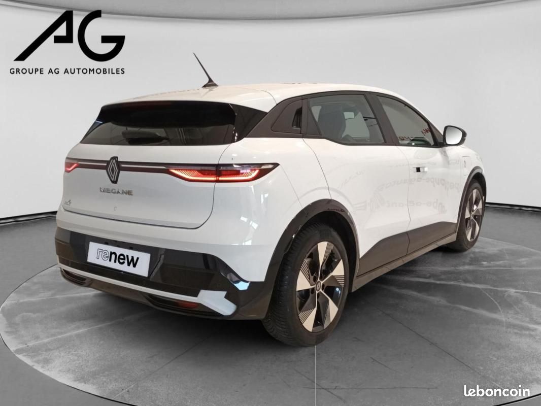Renault Mégane E-TECH EV40 130ch standard charge Equilibre (image 6)