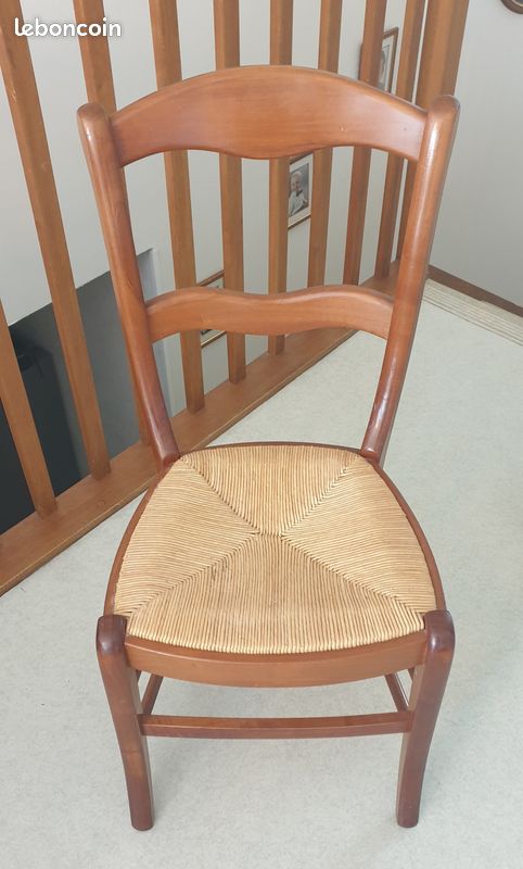 A vendre Lot de 4 chaises teintée merisier en hêtre massif (image 2)