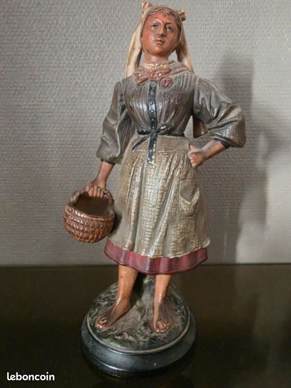 Statuette en terre cuite signée de B. Bloch (image 1)