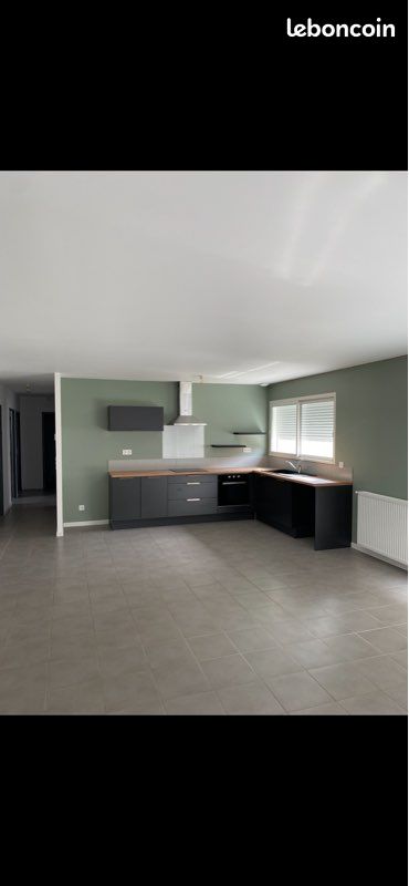 Appartement 5 pièces 110 m² · à Séméac · 110 m² · 1 100 €