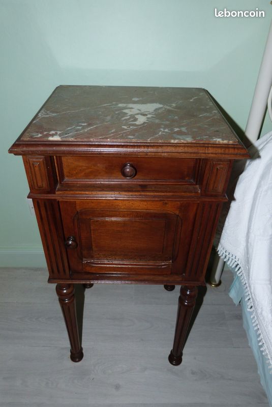 Table de chevet ancien bois et marbre (image 1)