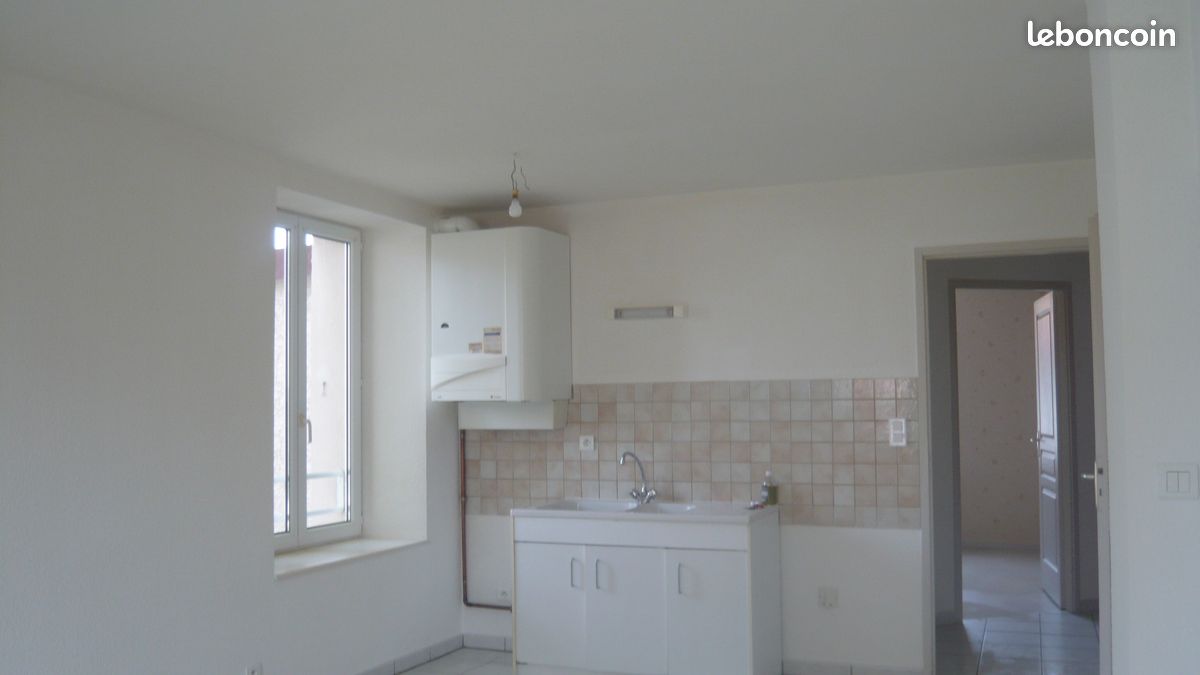 Appartement a louer pontarlier - 2 pièce(s) - 40 m2 - Surfyn