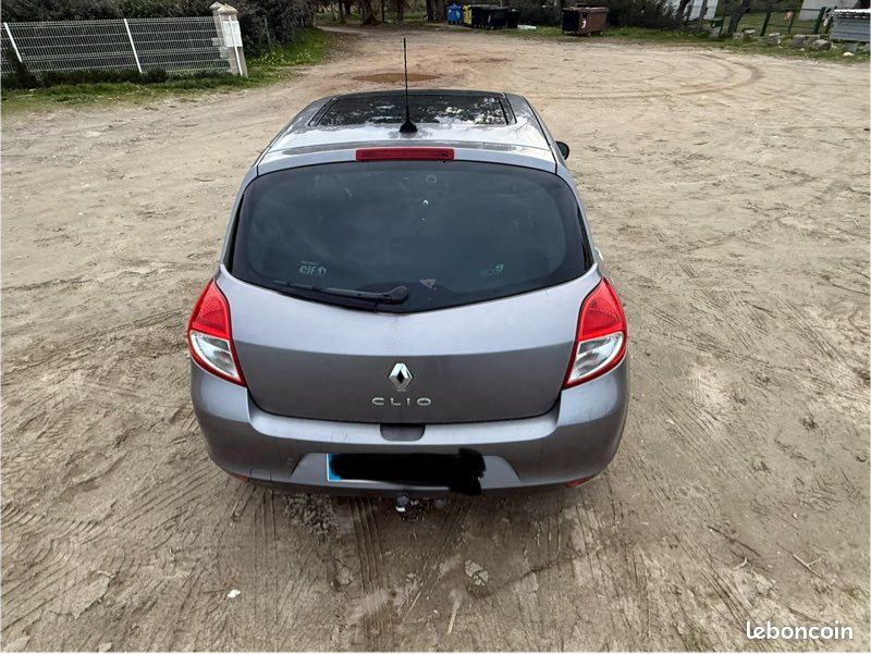 Renault Clio III phase 2 Diesel toit ouvrant (image 2)